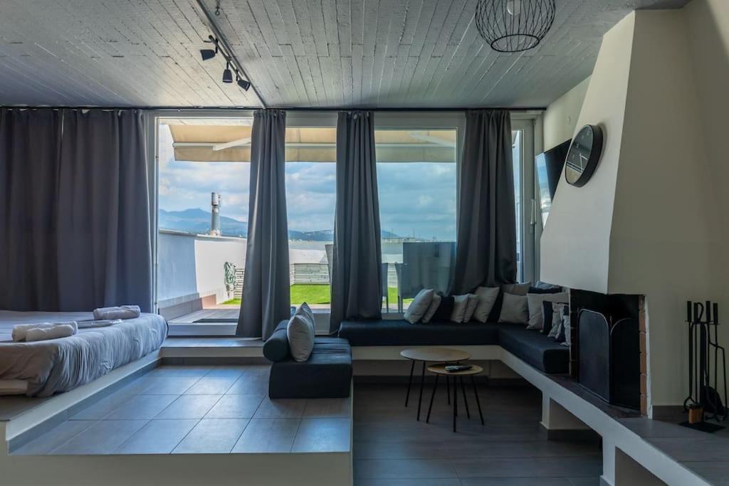 Deko Penthouse Suite Солун Екстериор снимка